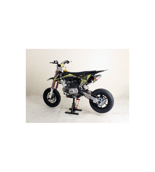 MONSTERPRO SM BLACK EDITION 160CC 2022