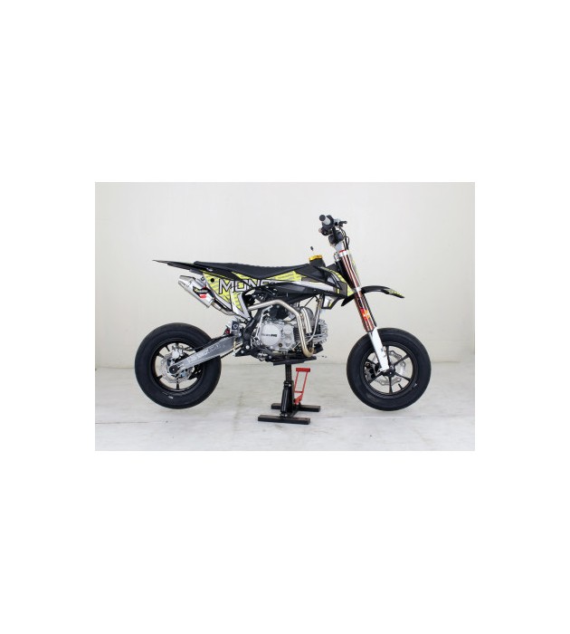 MONSTERPRO SM BLACK EDITION 160CC 2022