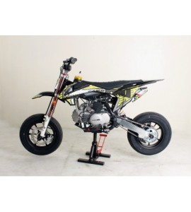 MONSTERPRO SM BLACK EDITION 160CC 2022